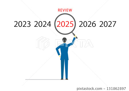 一位商人用放大鏡分析 2025 年評論的插圖 131862897