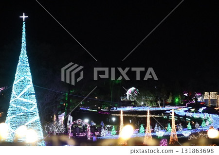 Fantastic/Illumination 131863698