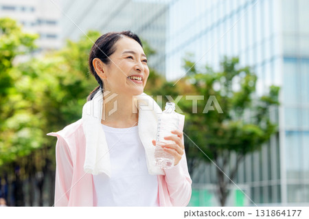 婦女補充水合作用 131864177