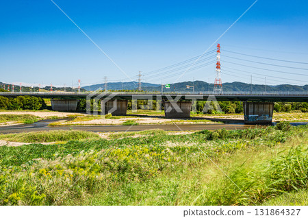 Kizugawa River scenery, Shin-Kizugawa Bridge, Kyotanabe City, Kyoto Prefecture, Joyo City 131864327