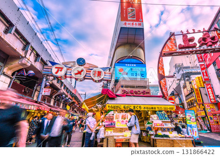 Tokyo cityscape, Japan, October 10th. Inbound tourism continues... View of Ameyoko and other areas bustling with foreign tourists. Tokyo cityscape, Japan, October 10th. Inbound tourism continues... View of Ameyoko and other areas bustling with foreign tourists. 131866422