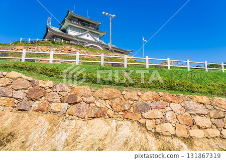 小牧山城是織田信長建造的石造城堡,目前仍在繼續發掘(愛知縣小牧市) 小牧山城是織田信長建造的石造城堡,目前仍在繼續發掘(愛知縣小牧市) 131867319