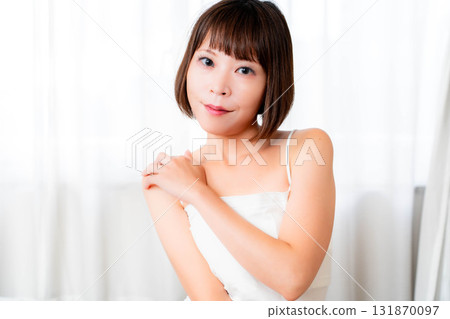 在家放鬆一個的少婦 在家放鬆一個的少婦 131870097