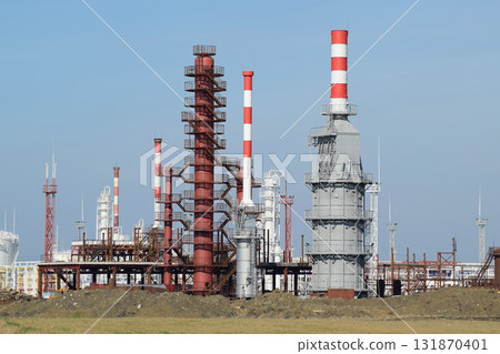 Distillation columns, pipes and other equipment furnaces refinery. Distillation columns, pipes and other equipment furnaces refinery. 131870401