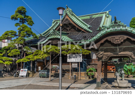 Katsushika Shibamata Taishakuten Temple's Taishakudo Hall and magnificent pine trees Katsushika Shibamata Taishakuten Temple's Taishakudo Hall and magnificent pine trees 131870693