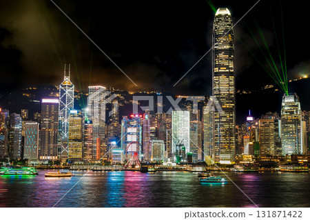 香港維多利亞港的幻彩詠香江 香港維多利亞港的幻彩詠香江 131871422
