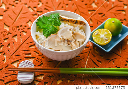 松茸蘑菇飯 131872575