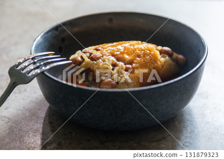 潮州粽搭配傳統甜辣醬 131879323