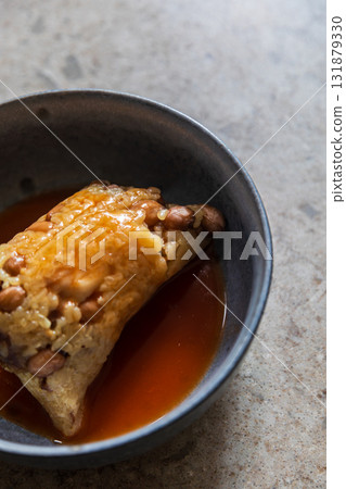 潮州粽搭配傳統甜辣醬 131879330