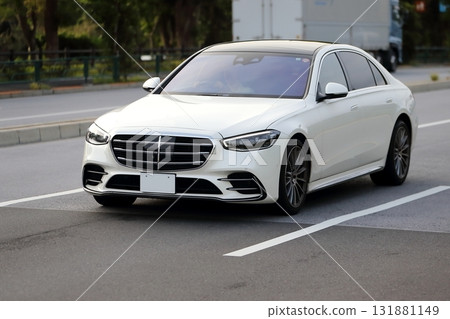 白色德國轎車的圖片 131881149