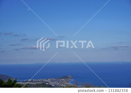 糸島 - 從薙山山頂可以看到薙門和壹岐島。 糸島 - 從薙山山頂可以看到薙門和壹岐島。 131882358