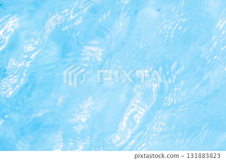 波光粼粼的水面，夏日色彩影像 131883823