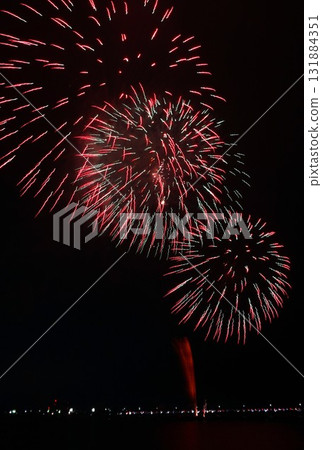 Fireworks over the lake coloring the night sky - Scenes from the Kashima City Fireworks Festival 131884351