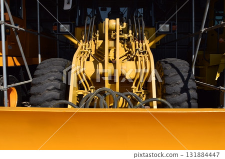 在雪國等待的掃雪機 在雪國等待的掃雪機 131884447