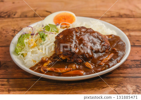 Hamburger curry 131885471