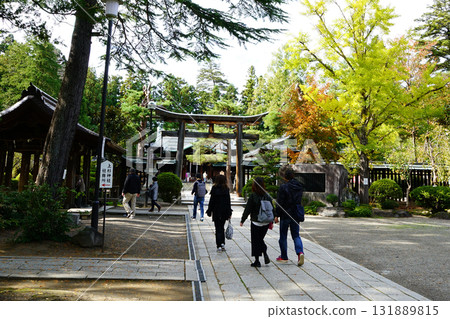 上杉神社紅葉 131889815