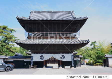 Kenchuji Temple Sanmon Gate, designated cultural property by Nagoya City Kenchuji Temple Sanmon Gate, designated cultural property by Nagoya City 131889940