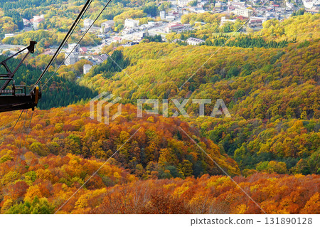 Zao Ropeway Autumn leaves 131890128