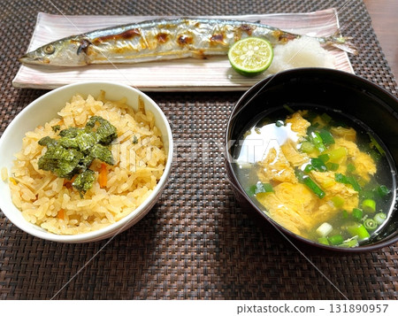Delicious grilled salted pacific saury and rice Delicious grilled salted pacific saury and rice 131890957