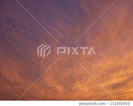 Clouds dyed in the sunset color 131892050
