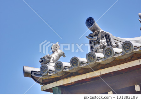 常福寺的瓦片 131892199