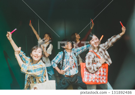 idol, event, cheering 131892486