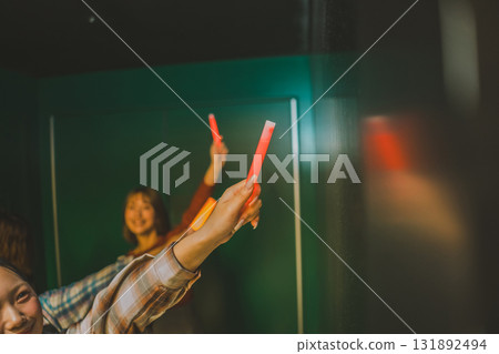 演唱會 直播 偶像 131892494