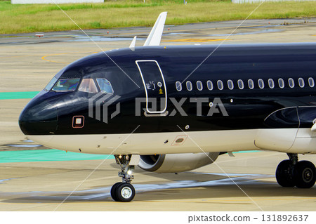 Airplane heading to the runway 131892637