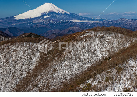 Tanzawa-Nabewari和Fuji的早春 131892723