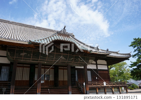 Kenchuji Temple Main Hall Nationally designated important cultural property Kenchuji Temple Main Hall Nationally designated important cultural property 131895171