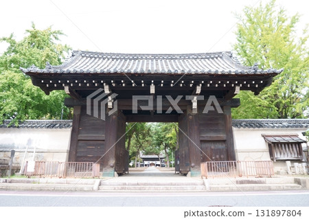 Kenchu-ji Temple Main Gate Kenchu-ji Temple Park 131897804