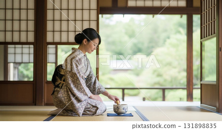 Japanese woman in kimono experiencing tea ceremony 131898835