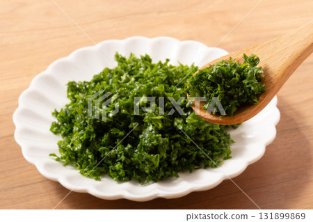 切碎的歐芹 切碎的歐芹 131899869