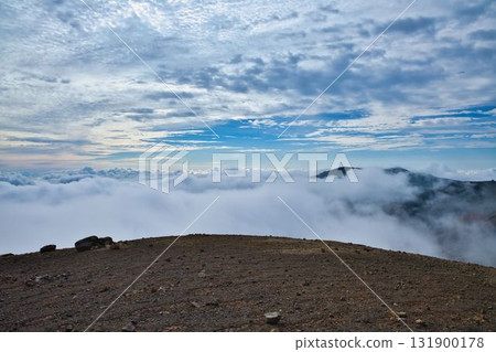 Mount Zao Kumano and the sea of clouds 131900178