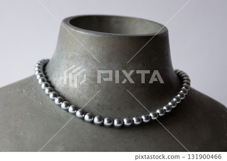 Gray pearl necklace, close-up Gray pearl necklace, close-up 131900466