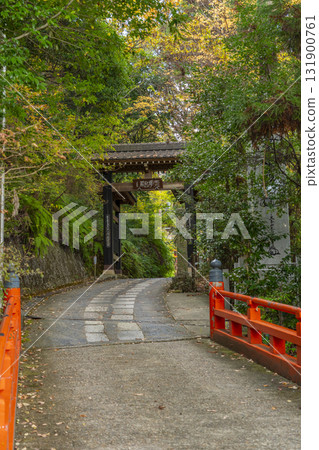 Autumn leaves and the Masamune Bridge, Main Gate "Yotsuken" Autumn leaves and the Masamune Bridge, Main Gate "Yotsuken" 131900761