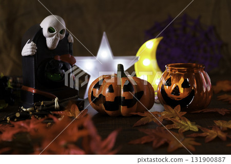 Halloween image: Jack-o'-lantern Halloween image: Jack-o'-lantern 131900887