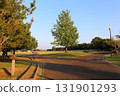 夕陽西下，日潟八賀公園的寬闊廣場 131901293