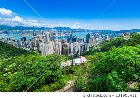 從香港太平山頂看維多利亞港 從香港太平山頂看維多利亞港 131903411