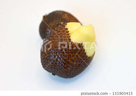Peeled Salak - Snake Fruit 131903415