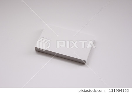 White Card 8 131904163