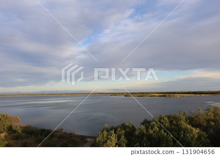 Lake Utonai at dusk Lake Utonai at dusk 131904656