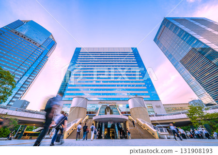 Tokyo cityscape in Japan, including Shinagawa Station and office buildings Tokyo cityscape in Japan, including Shinagawa Station and office buildings 131908193
