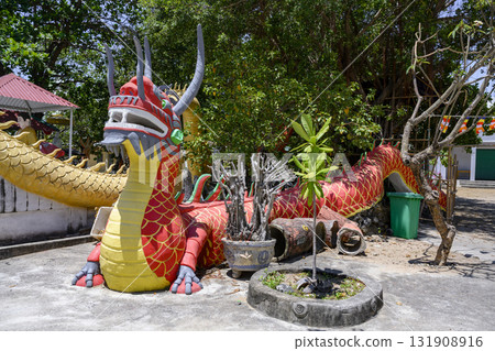 Colorful buddhist dragon sculpture near the Chua Tu Van Pagoda Colorful buddhist dragon sculpture near the Chua Tu Van Pagoda 131908916