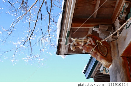 Guardian and decorative sacred beasts of the shrine Guardian and decorative sacred beasts of the shrine 131910324