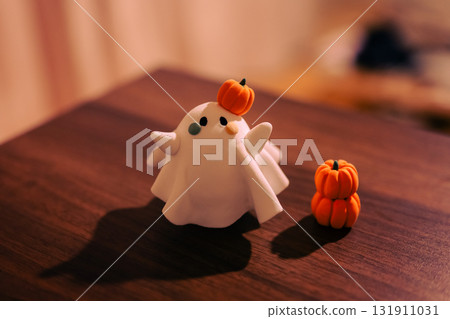 Colorful Halloween ghosts and pumpkins 131911031