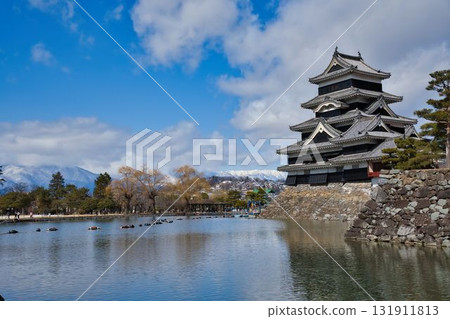 松本城，早春的國寶 131911813