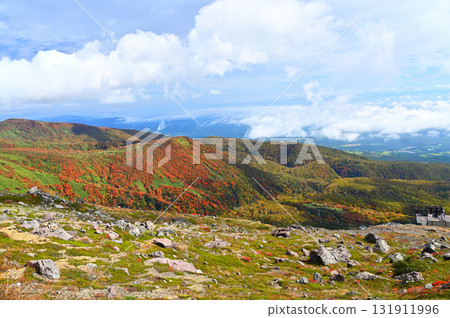從那須纜車山頂眺望那須高原的紅葉 從那須纜車山頂眺望那須高原的紅葉 131911996