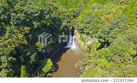 Drone photography of Seiri Falls (Hijiri Falls) Drone photography of Seiri Falls (Hijiri Falls) 131913164