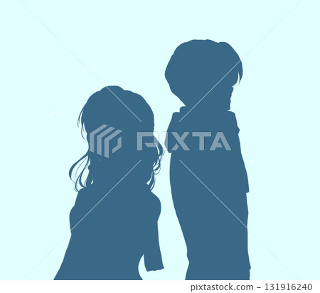 背靠背的男人和女人，孤獨的冬日剪影 131916240